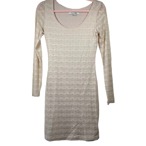FOREVER 21 Peach Lace Long Sleeve Bodycon Mini Dress Medium - Picture 1 of 8